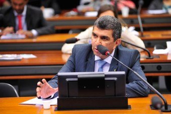 Vidigal é relator de projeto que federaliza educação