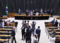 Câmara aprova MP que zera “taxa das blusinhas” e texto retorna para o Senado