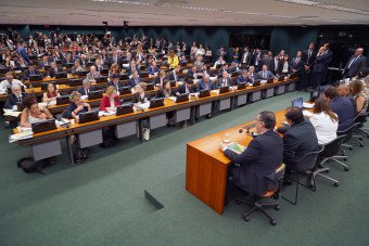 Com resistência do PDT, comissão aprova a admissibilidade da reforma da Previdência
