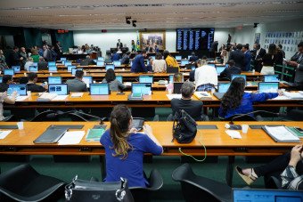 Aprovada PEC que muda a regra de ouro