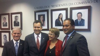 Félix Júnior tem foto aposta na galeria de ex-presidentes da Comissão de Cultura