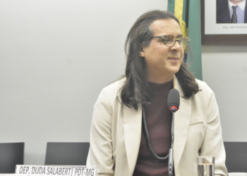 Comissão aprova projeto de Duda Salabert que inclui conceito de Visão Zero no Código de Trânsito