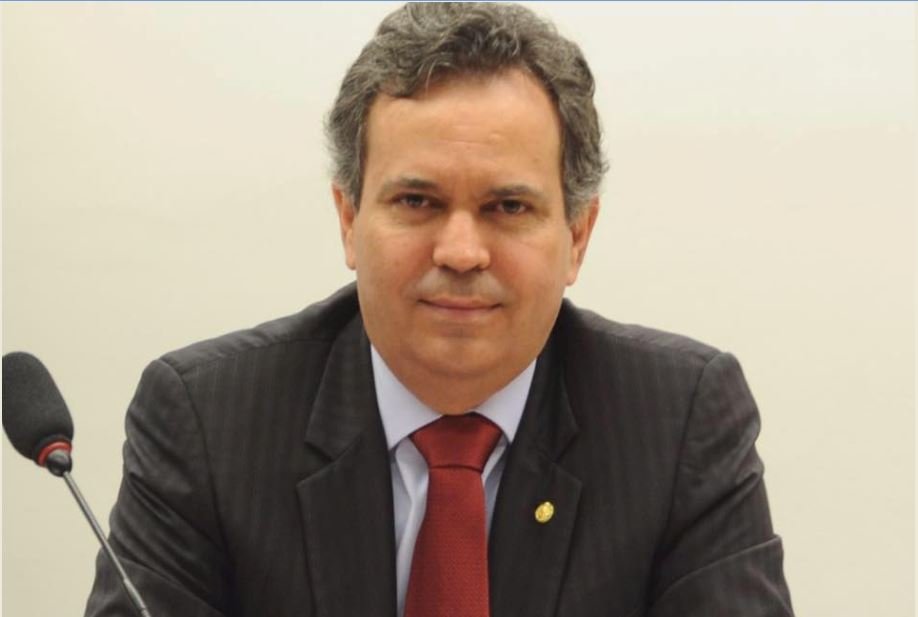 Félix Mendonça Júnior: “Vivemos em um manicômio tributário”