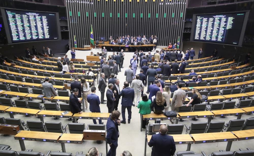 Pedetistas apoiam aprovação do Perse e proposta segue para análise do Senado