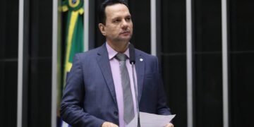 Comissão aprova texto de Josenildo a projeto que amplia pena para maus-tratos contra animais