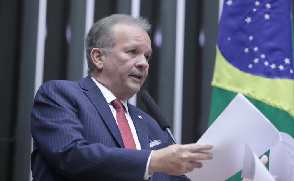 Senado vai analisar texto de André Figueiredo que cria o Programa Brasil Semicondutores