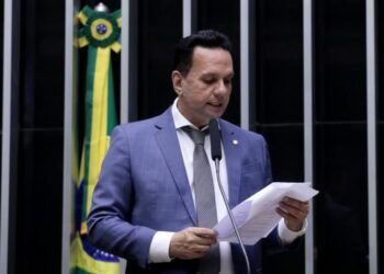 Câmara aprova parecer de Josenildo com diretrizes para o SUS atender e tratar pessoas com Fibromialgia