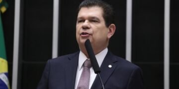 Mauro Benevides Filho informou que a presidência das comissões da Câmara será definida nesta terça