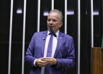 Câmara analisa projeto de André Figueiredo que veda liberdade provisória para agente de crime hediondo