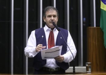 Projeto de Pompeo de Mattos suspende parte do decreto que altera o BPC