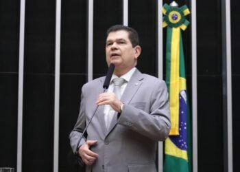 PEC de Mauro Benevides permite convocar o presidente do Banco Central para prestar informações aos congressistas