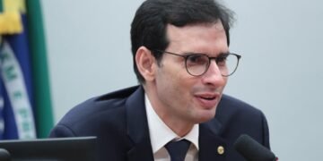 Leo Prates é primeiro vice-presidente da comissão que vai analisar novo marco legal do transporte individual por aplicativo