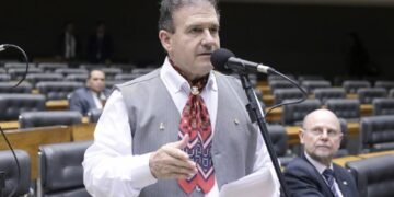 Comissão aprova projeto de Pompeo de Mattos que permite o uso do transporte escolar pelo professor