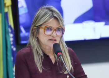 A provado parecer de Flávia Morais a projeto que garante direitos a pessoas com ostomia