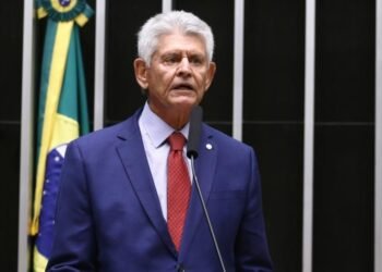 Lei decorrente de proposta do deputado Afonso Motta cria incentivo à indústria química