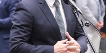 Proposta de coautoria de Celso Sabino autoriza liberar emenda parlamentar à saúde no período pré-eleitoral