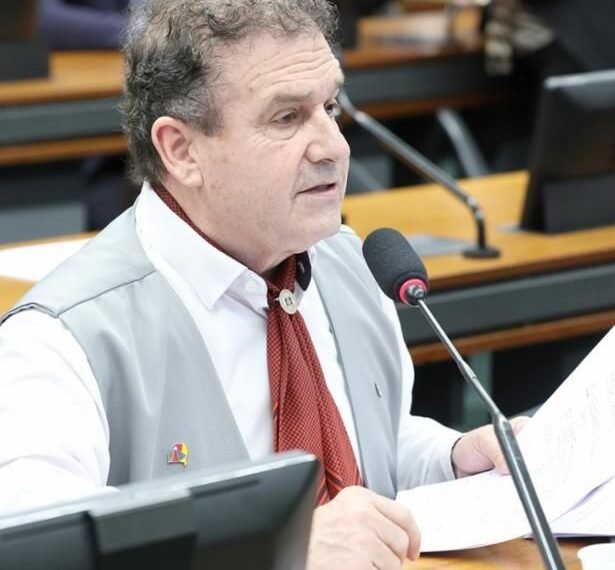 Câmara decide que profissionais da educação terão a mesma alimentação oferecida aos alunos