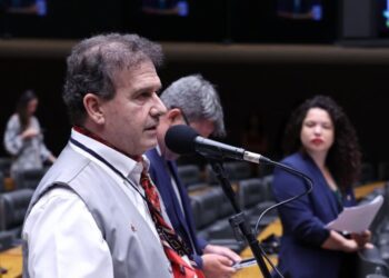 Comissão de Cultura reconhece a poesia oral improvisada como manifestação da cultura nacional 