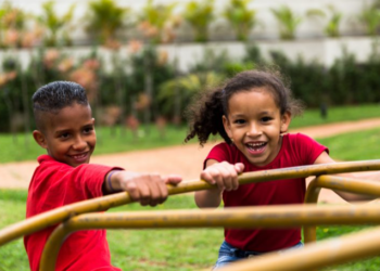 Flávia Morais e Márcio Honaiser são membros da comissão especial da PEC da primeira infância