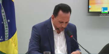 Parecer aprovado de Josenildo prevê informações da vida acadêmica de estudantes com deficiência