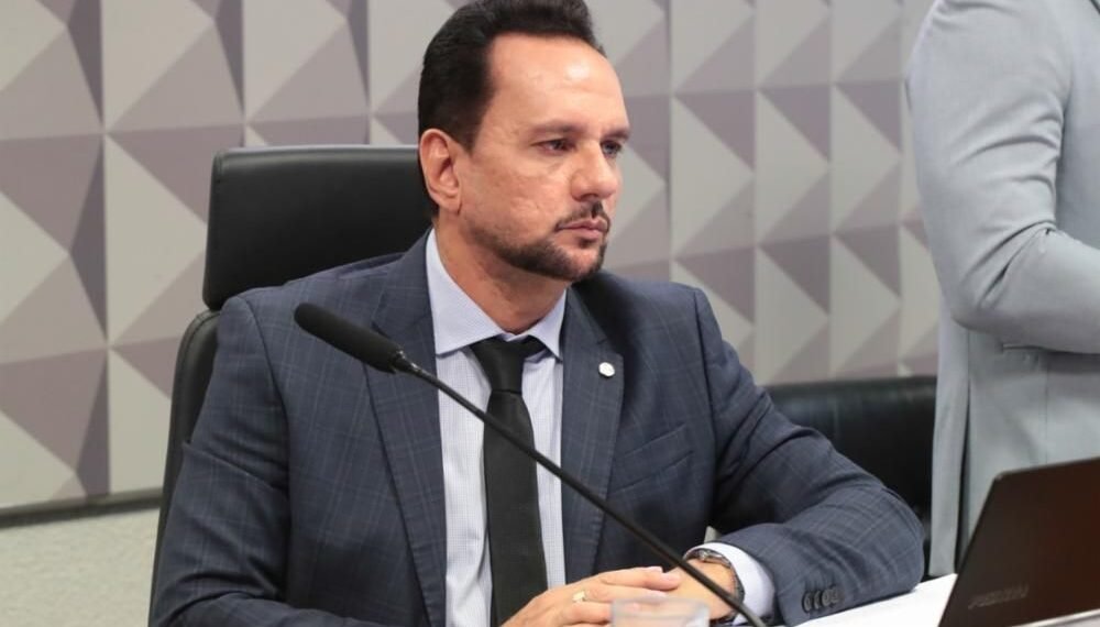 Iniciativa de Josenildo inclui pescador artesanal na lei que homenageia pesca esportiva