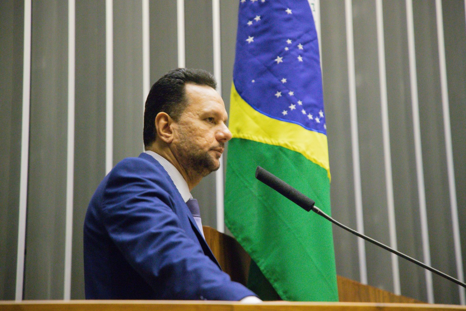 Projeto de Josenildo Abrantes permite parturiente optar por laqueadura no momento do parto