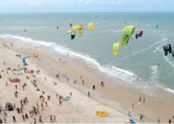 Parecer de André Figueiredo confirma Caucaia (CE) como capital nacional do kitesurf