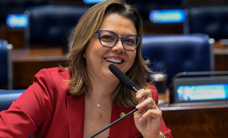 A senadora pedetista Leila Barros vai relatar MP da taxa das blusinhas