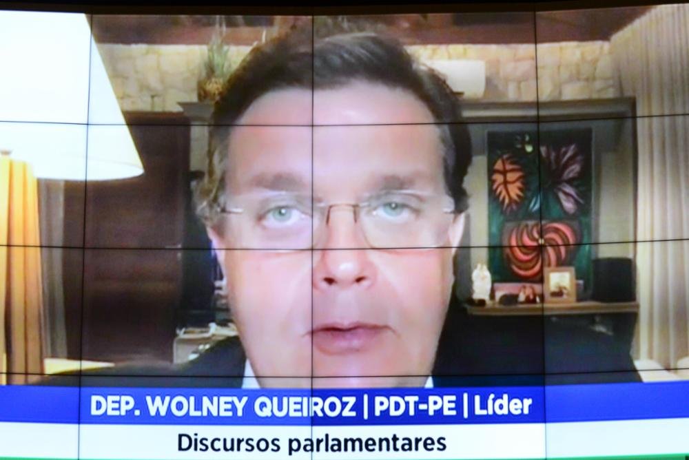 Wolney Queiroz fala sobre a importância da vacina contra a Covid-19