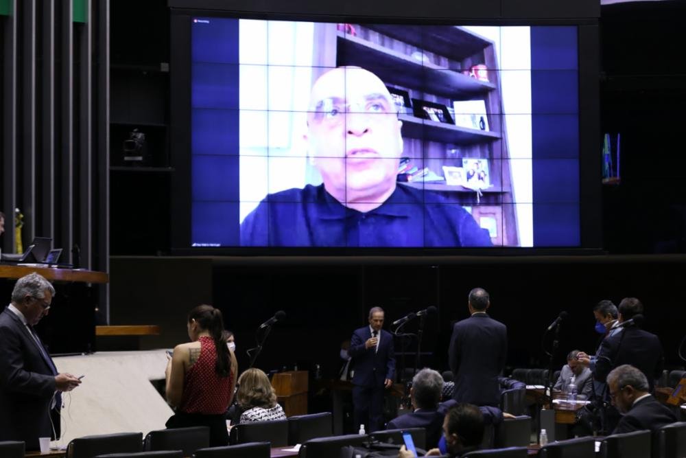 Projeto de Mário Heringer torna pena mais rígida para crime ambiental