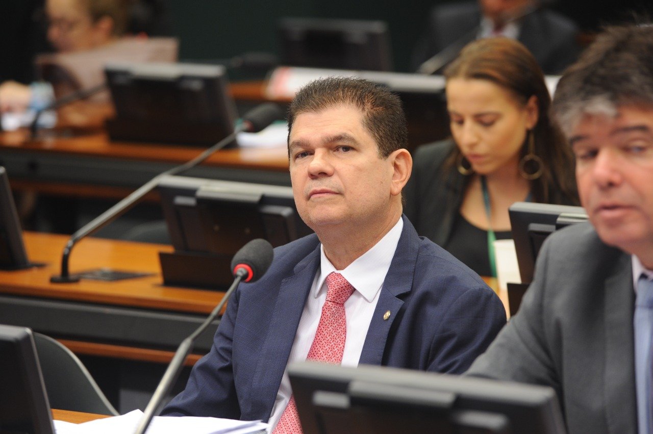 A pedido de Mauro Benevides Filho comissão especial debate reforma tributária na terça-feira (5)