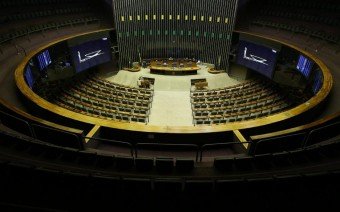 Maia afirma que Parlamento será colaborativo para construir soluções para crise