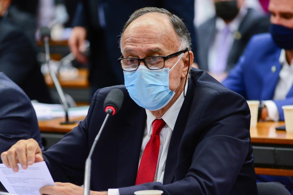 Projeto de Paulo Ramos susta atos que permitem avanço de exploração de ouro em região intocada da Amazônia