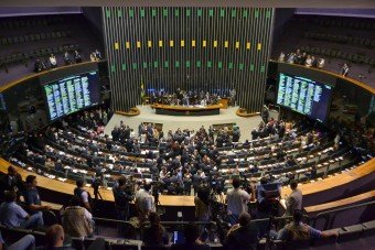 Deputados pedetistas defendem mudanças no projeto que trata renegociação de dívidas dos estados