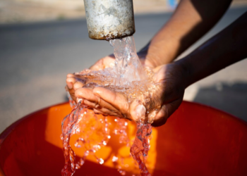Aprovado em comissão projeto que reduz IPTU para imóveis que reusem água