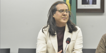 Comissão aprova projeto que obriga registro de violência contra criança a indicar se denúncia partiu da escola