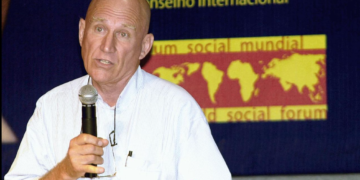 Projeto de Dr. Mário Heringer inscreve nome de Sebastião Salgado no Livro dos Heróis e Heroínas da Pátria