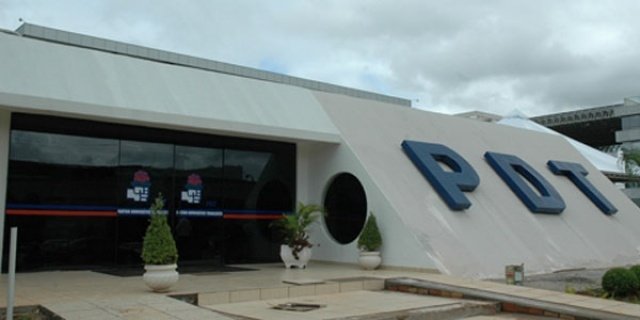 STF vota ação do PDT para dizer que Constituição não prevê ‘poder moderador’ ou intervenção militar