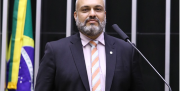 Projeto obriga avaliação psicológica em trabalhadores para prevenir o adoecimento mental no trabalho