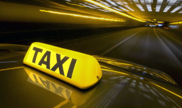 Proposta de Max Lemos reconhece o serviço de táxi como bem de valor cultura local