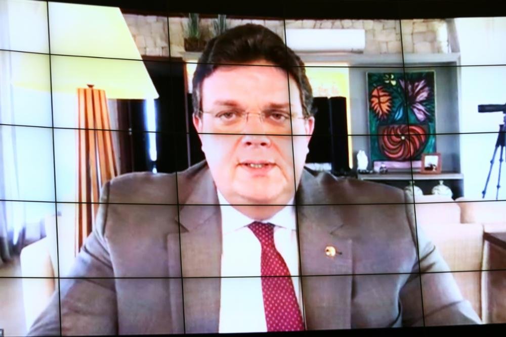 Plenário poderá votar nesta quarta-feira isenção do IR para beneficiários do INSS sequelados  pela Covid-19